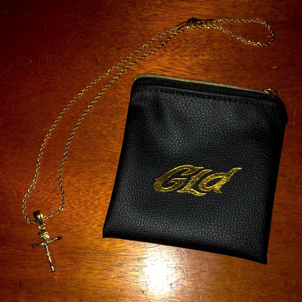 GLD gold chain